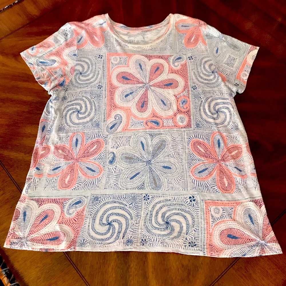 Cute Lucky Brand Summer Tee Large